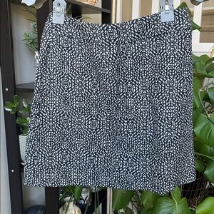 H&M 🌿 NWT Damask Print Mini Skirt